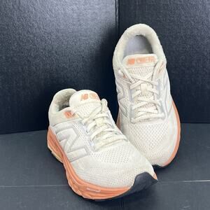 New Balance 860v14 Fresh Foam X Women’s 8.5 Wide Running Shoes W86014B